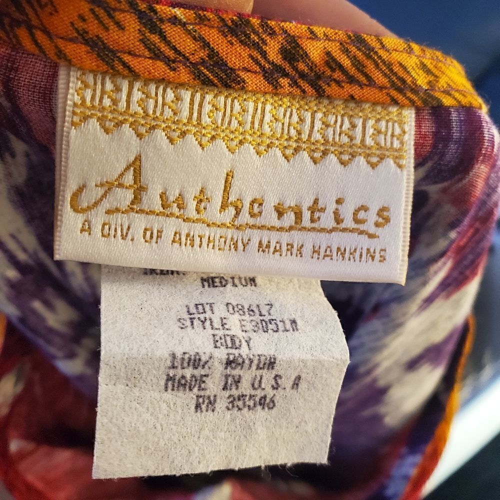 Authentics VTG Boho Top Size Medium - Picture 9 of 10